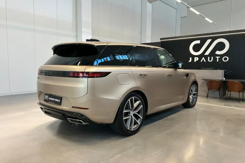 Land Rover Range Rover Sport din 2025 cu 10.075 km - oferta LAN191328 - foto 2