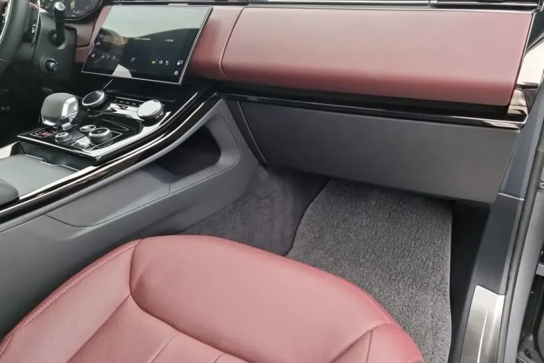 Land Rover Range Rover Sport din 2023 cu 31.483 km - oferta LAN191330 - foto 13