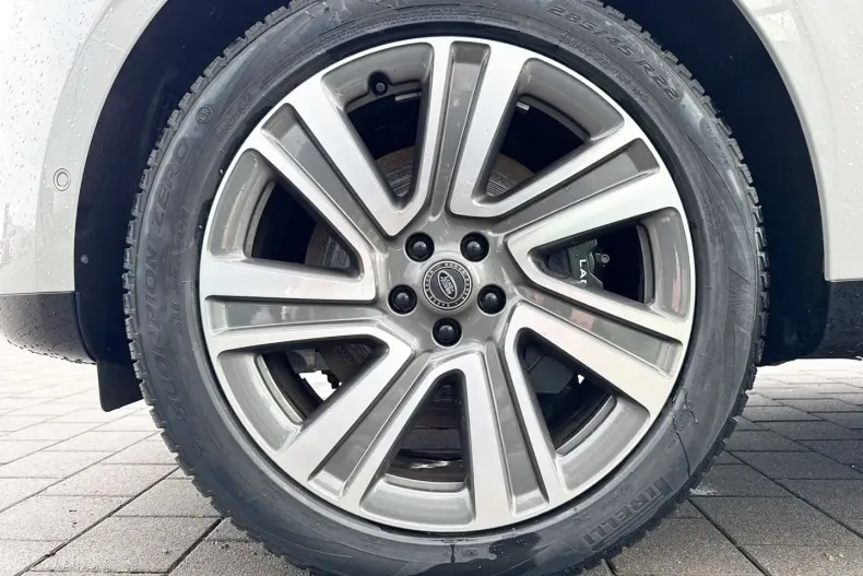 Land Rover Range Rover din 2023 cu 17.240 km - oferta LAN191333 - foto 9