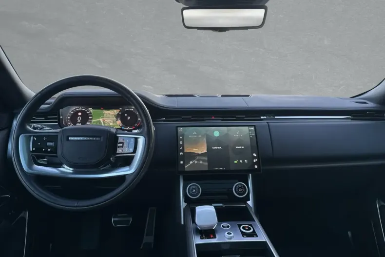 Land Rover Range Rover din 2023 cu 37.000 km - oferta LAN191335 - foto 4