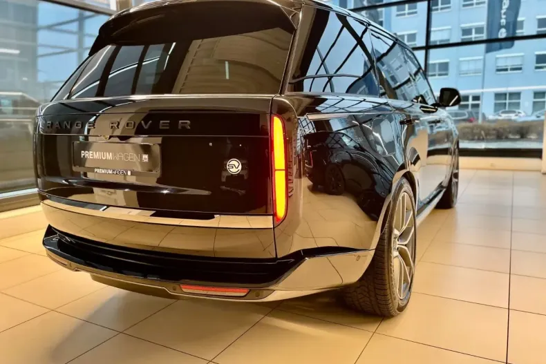 Land Rover Range Rover din 2024 cu 49.184 km - oferta LAN191338 - foto 6