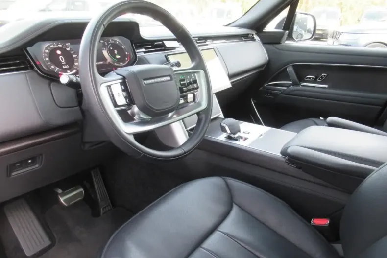 Land Rover Range Rover din 2024 cu 47.982 km - oferta LAN191339 - foto 12