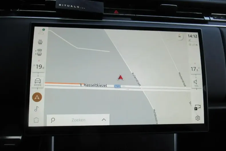 Land Rover Range Rover din 2024 cu 47.982 km - oferta LAN191339 - foto 16