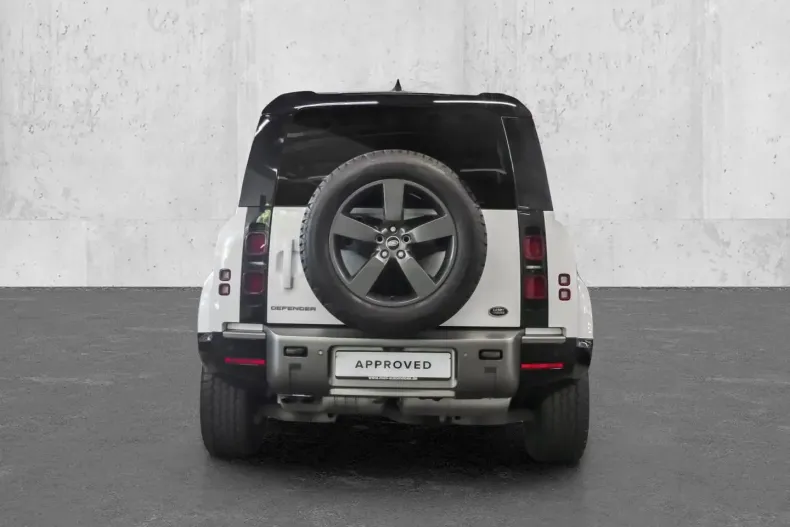 Land Rover Defender din 2023 cu 39.750 km - oferta LAN191341 - foto 3