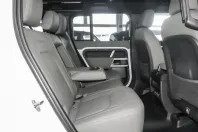 Land Rover Defender din 2023 cu 39.750 km - oferta LAN191341 - foto 8