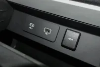 Land Rover Defender din 2023 cu 39.750 km - oferta LAN191341 - foto 17