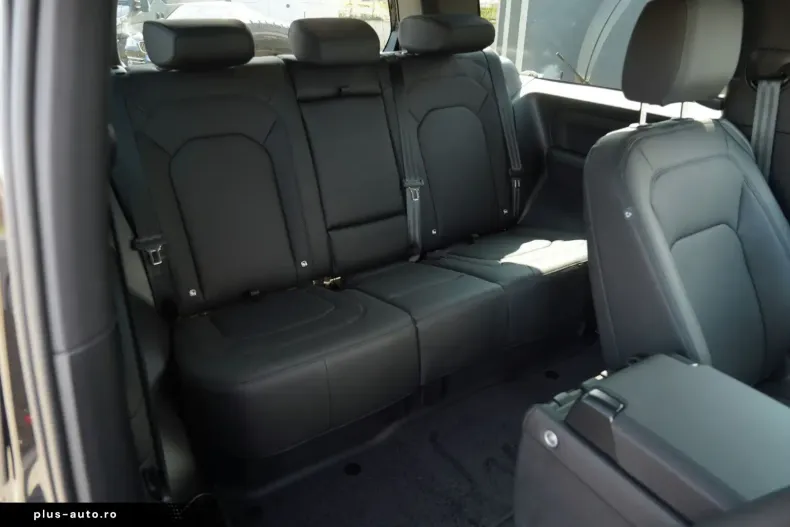 Land Rover Defender din 2025 cu 46.000 km - oferta LAN191342 - foto 12