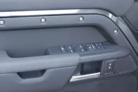 Land Rover Defender din 2024 cu 13.900 km - oferta LAN191343 - foto 12