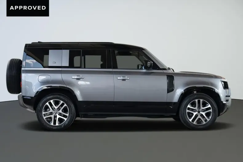 Land Rover Defender din 2023 cu 40.798 km - oferta LAN191345 - foto 4