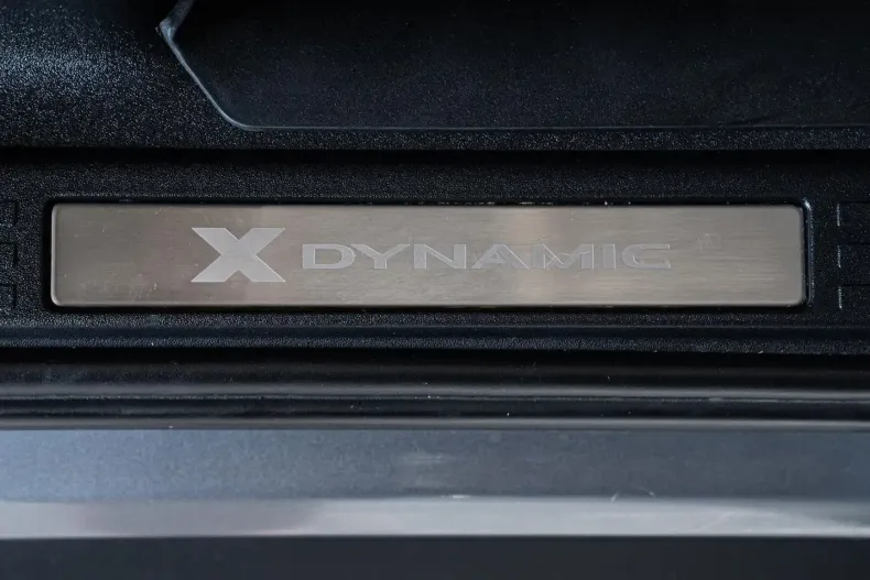 Land Rover Defender din 2023 cu 40.798 km - oferta LAN191345 - foto 17