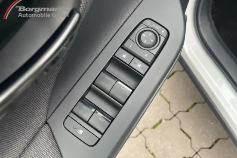 Toyota C-HR din 2024 cu 10.500 km - oferta TOY191346 - foto 11