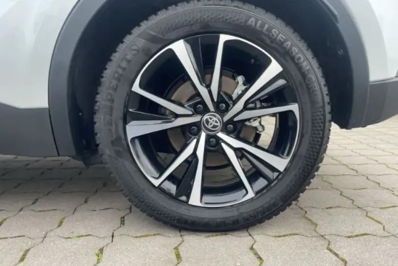 Toyota C-HR din 2024 cu 10.500 km - oferta TOY191346 - foto 24