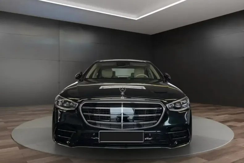 Mercedes-Benz S 580 (Clasa S) din 2025 cu 650 km - oferta MER191348 - foto 1