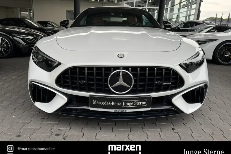 Mercedes-Benz SL 63 AMG (Clasa SL) din 2023 cu 6.950 km - oferta MER191351 - foto 1