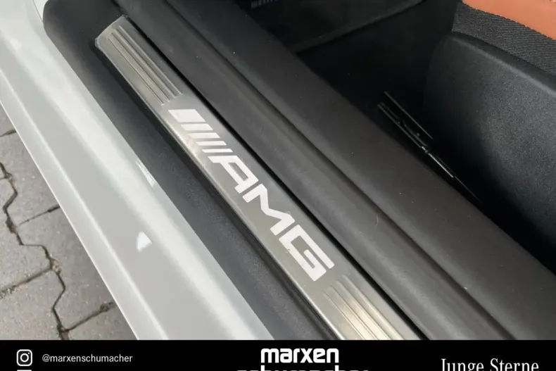 Mercedes-Benz SL 63 AMG (Clasa SL) din 2023 cu 6.950 km - oferta MER191351 - foto 36