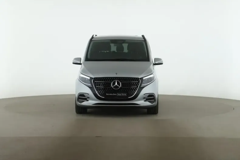 Mercedes-Benz V 300 (Clasa V) din 2025 cu 10.600 km - oferta MER191353 - foto 1