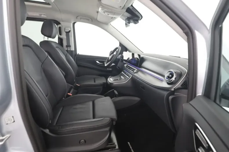 Mercedes-Benz V 300 (Clasa V) din 2025 cu 10.600 km - oferta MER191353 - foto 8