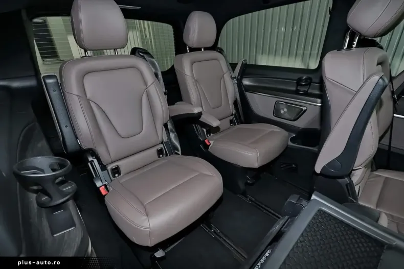 Mercedes-Benz V 300 (Clasa V) din 2024 cu 26.000 km - oferta MER191354 - foto 7