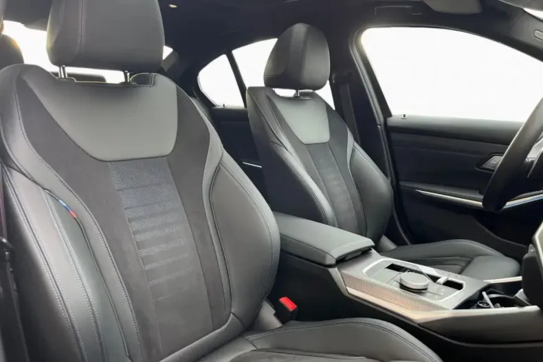 BMW 330 (Seria 3) din 2024 cu 14.800 km - oferta BMW191356 - foto 8