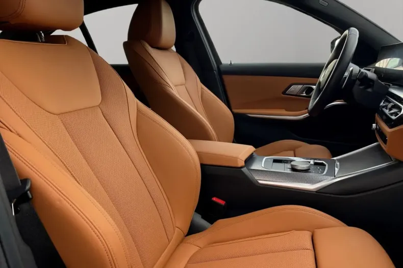 BMW 330 (Seria 3) din 2024 cu 24.550 km - oferta BMW191359 - foto 12