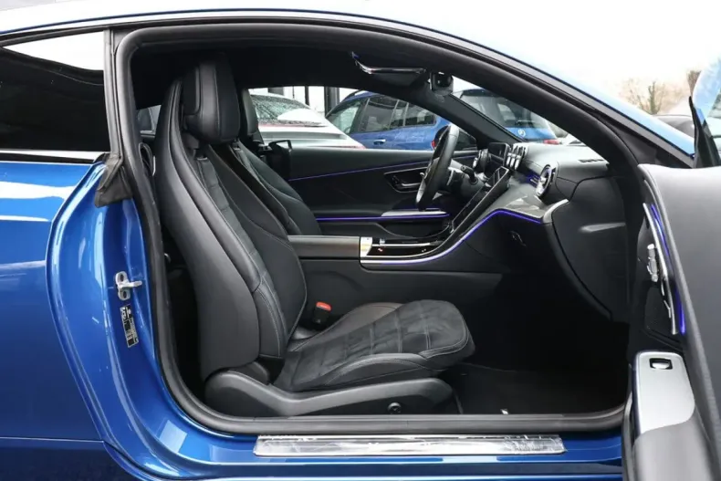 Mercedes-Benz CLE 200 (Clasa CLE) din 2023 cu 4.519 km - oferta MER191361 - foto 4