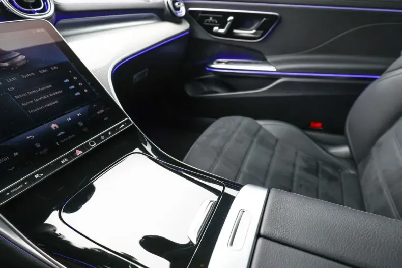 Mercedes-Benz CLE 200 (Clasa CLE) din 2023 cu 4.519 km - oferta MER191361 - foto 11