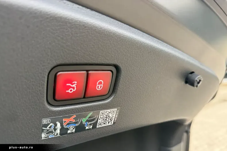 Mercedes-Benz CLE 53 AMG (Clasa CLE) din 2024 cu 26.700 km - oferta MER191363 - foto 24