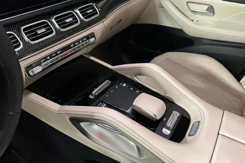 Mercedes-Benz GLE 53 AMG (Clasa GLE) din 2024 cu 44.300 km - oferta MER191368 - foto 11