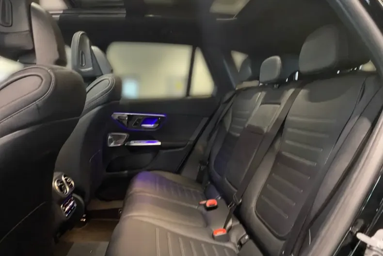 Mercedes-Benz GLC 400 (Clasa GLC) din 2023 cu 61.642 km - oferta MER191370 - foto 10