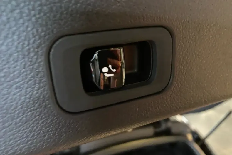 Mercedes-Benz GLC 400 (Clasa GLC) din 2023 cu 61.642 km - oferta MER191370 - foto 12