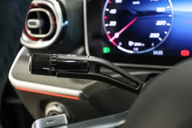 Mercedes-Benz CLE 300 (Clasa CLE) din 2025 cu 14.700 km - oferta MER191371 - foto 15