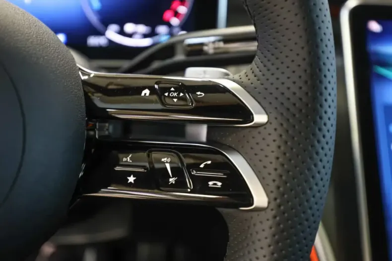 Mercedes-Benz CLE 300 (Clasa CLE) din 2025 cu 14.700 km - oferta MER191371 - foto 17