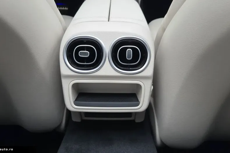 Mercedes-Benz CLE 53 AMG (Clasa CLE) din 2025 cu 8.100 km - oferta MER191376 - foto 27