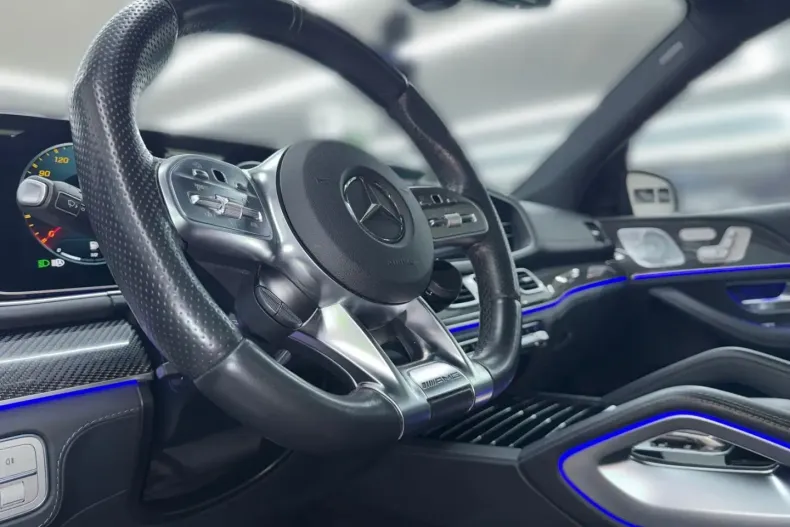 Mercedes-Benz GLE 63 AMG (Clasa GLE) din 2021 cu 46.930 km - oferta MER191378 - foto 17