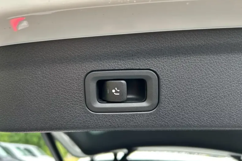 Mercedes-Benz GLE 350 (Clasa GLE) din 2025 cu 6.800 km - oferta MER191384 - foto 13