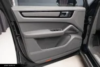 Porsche Cayenne din 2023 cu 69.600 km - oferta POR191392 - foto 11