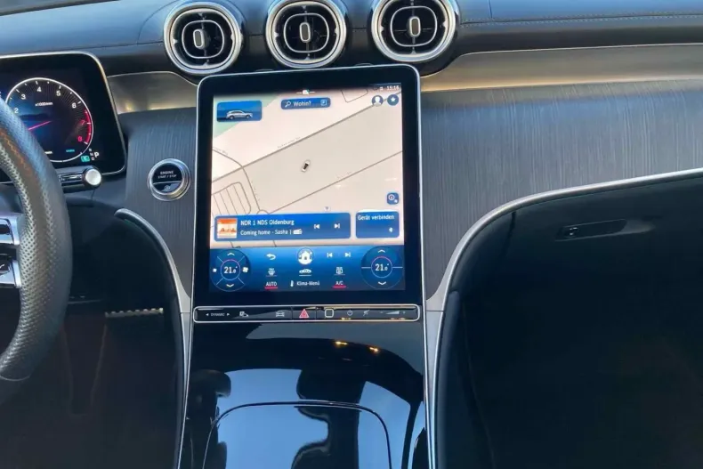 Mercedes-Benz GLC 200 (Clasa GLC) din 2022 cu 61.990 km - oferta MER191402 - foto 13