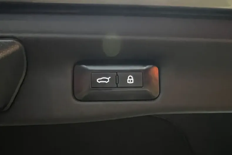 Ferrari Purosangue din 2023 cu 48.700 km - oferta FER191408 - foto 40