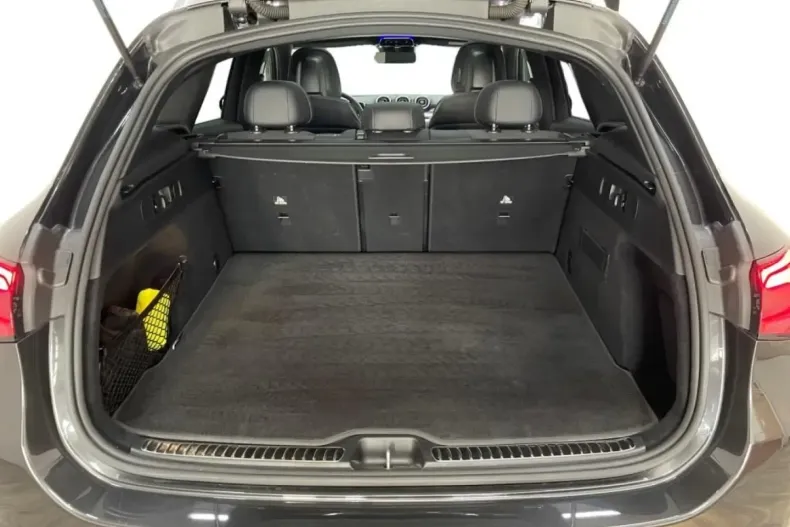 Mercedes-Benz GLC 200 (Clasa GLC) din 2023 cu 34.598 km - oferta MER191415 - foto 12