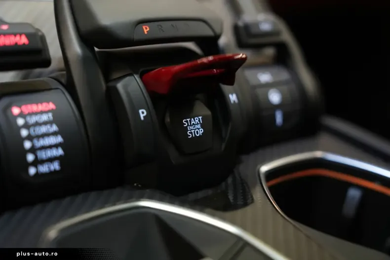 Lamborghini Urus din 2025 cu 16.200 km - oferta LAM191417 - foto 36