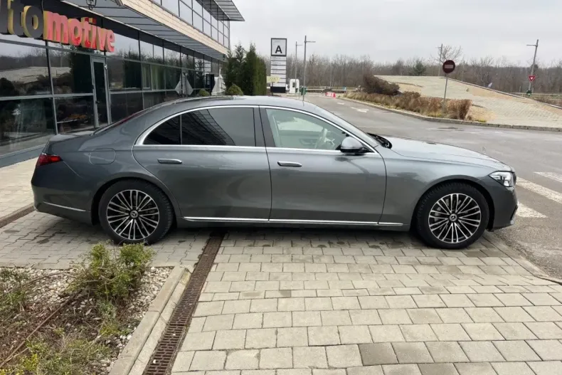 Mercedes-Benz S 580 (Clasa S) din 2023 cu 33.500 km - oferta MER191418 - foto 6