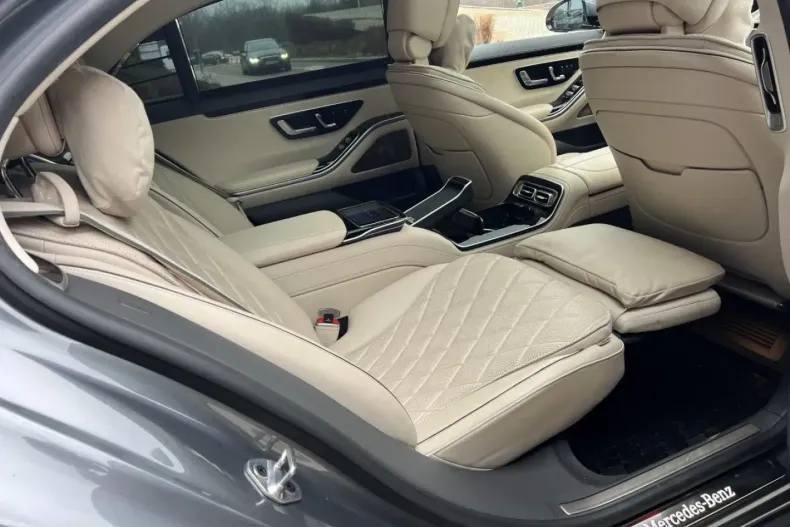 Mercedes-Benz S 580 (Clasa S) din 2023 cu 33.500 km - oferta MER191418 - foto 12