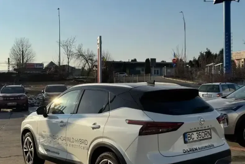 Nissan Qashqai din 2024 cu 21.000 km - oferta NIS191424 - foto 3