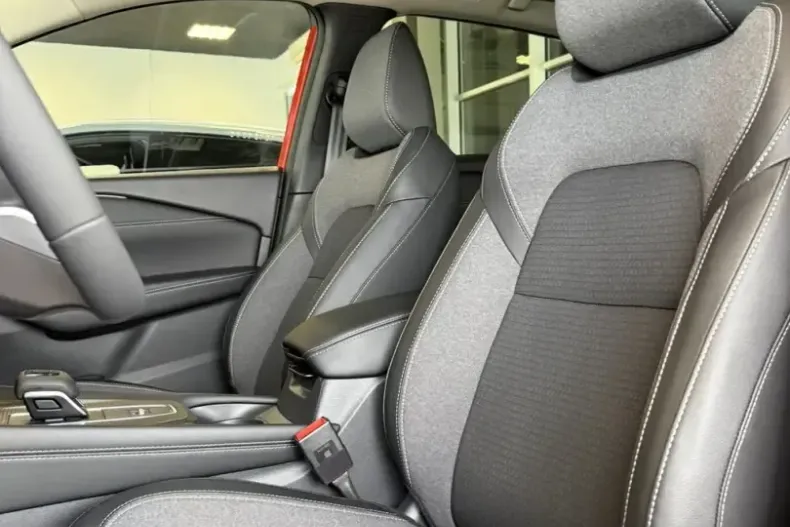 Nissan Qashqai din 2025 cu 0 km - oferta NIS191426 - foto 23