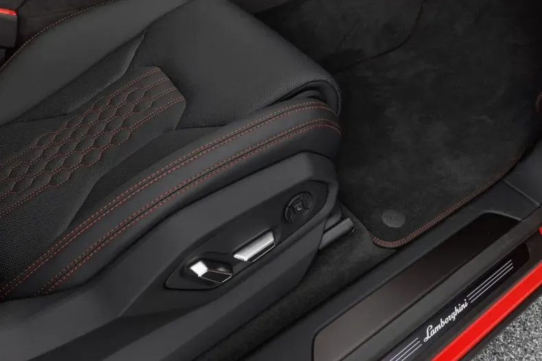 Lamborghini Urus din 2025 cu 1.500 km - oferta LAM191427 - foto 22