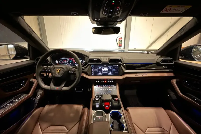 Lamborghini Urus din 2025 cu 15.160 km - oferta LAM191428 - foto 23