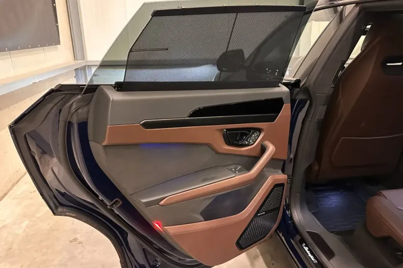 Lamborghini Urus din 2025 cu 15.160 km - oferta LAM191428 - foto 24