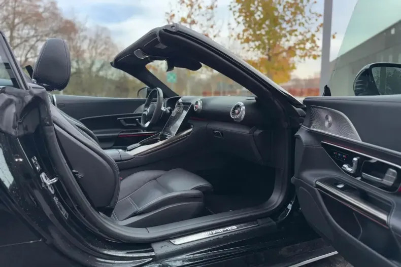 Mercedes-Benz SL 55 AMG (Clasa SL) din 2022 cu 42.515 km - oferta MER191430 - foto 24