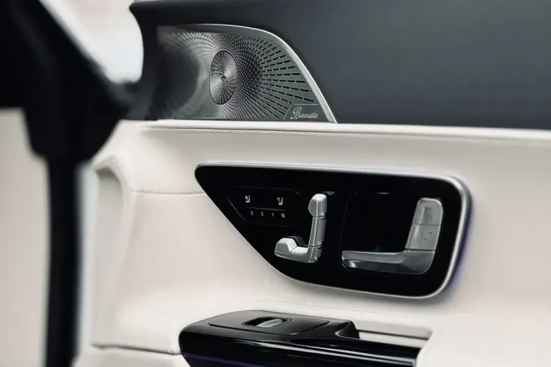 Mercedes-Benz AMG GT (Clasa GT) din 2024 cu 31.900 km - oferta MER191452 - foto 11