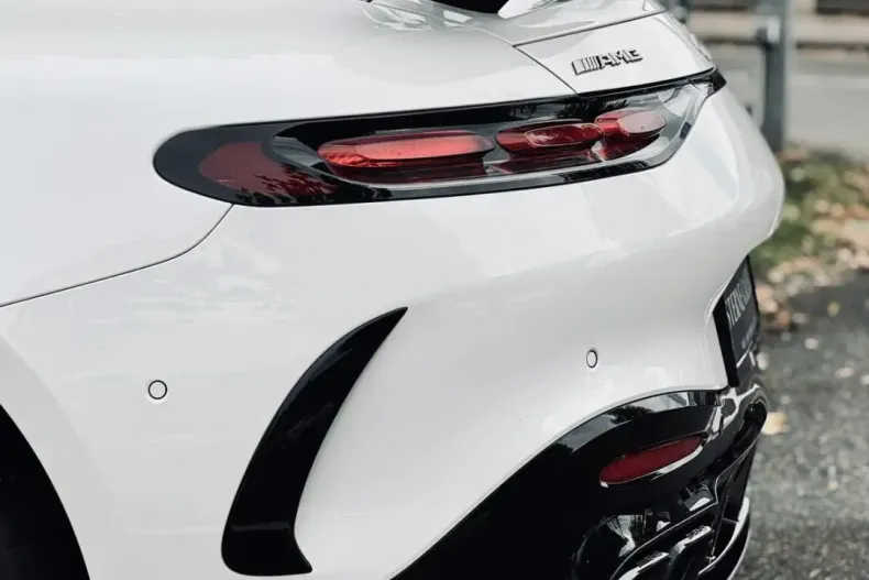 Mercedes-Benz AMG GT (Clasa GT) din 2024 cu 31.900 km - oferta MER191452 - foto 21